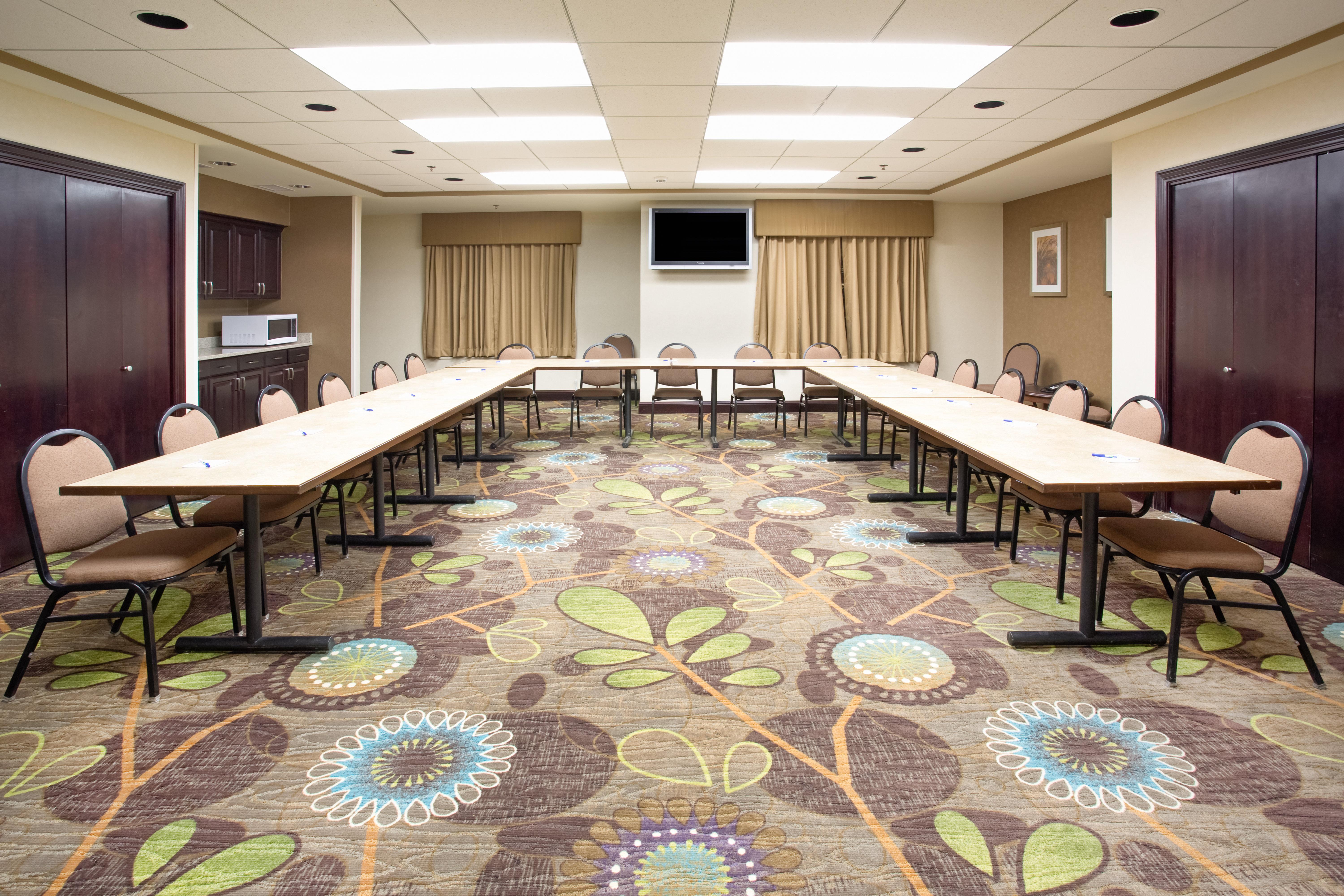 Holiday Inn Express Hotel & Suites Minot South By Ihg מראה חיצוני תמונה