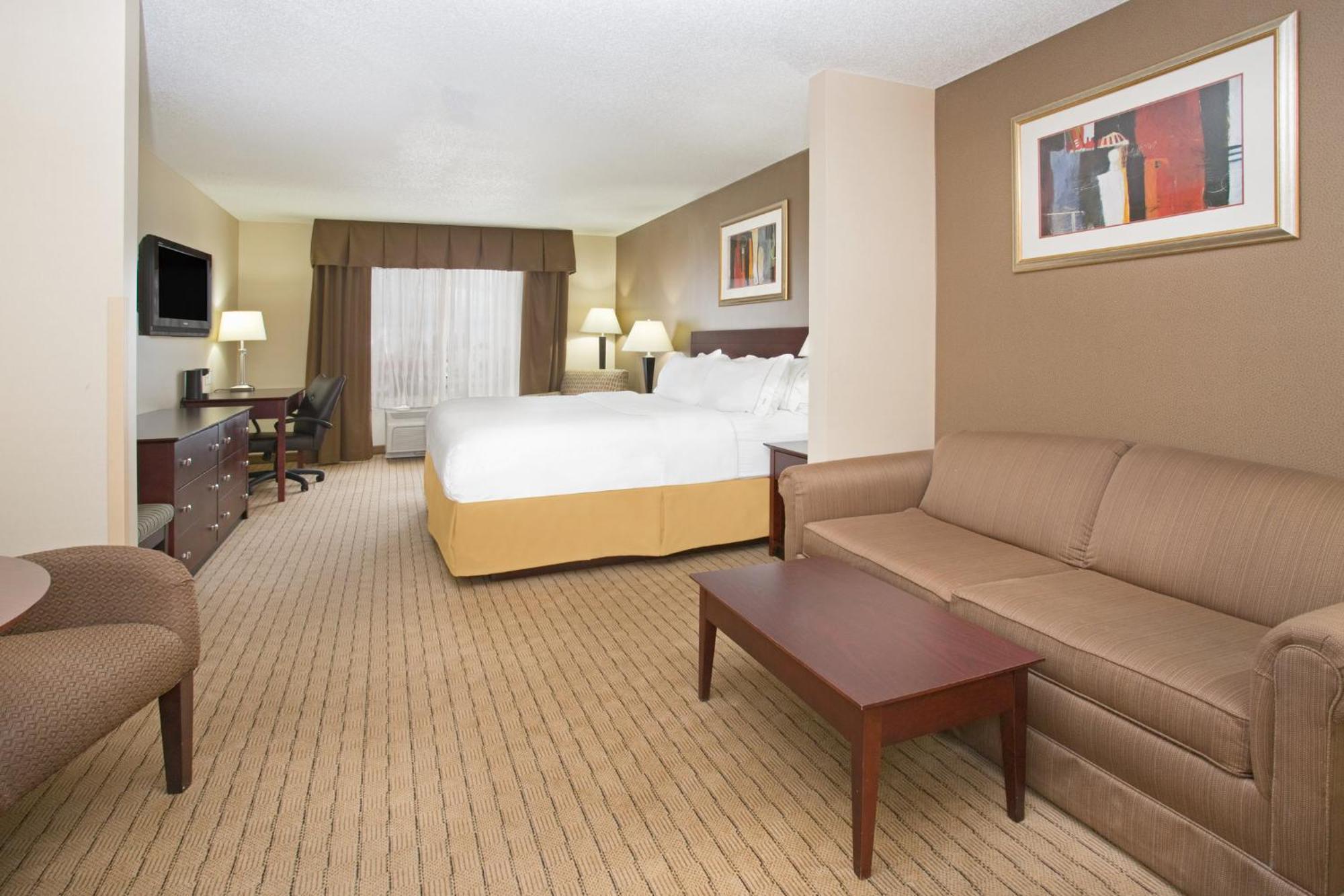 Holiday Inn Express Hotel & Suites Minot South By Ihg מראה חיצוני תמונה